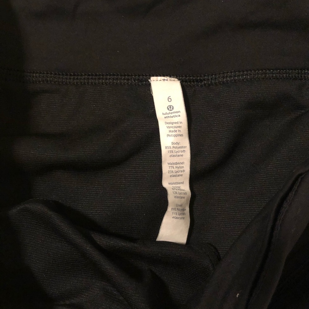 lululemon mesh running shorts 2.5” - Picture 3 of 3